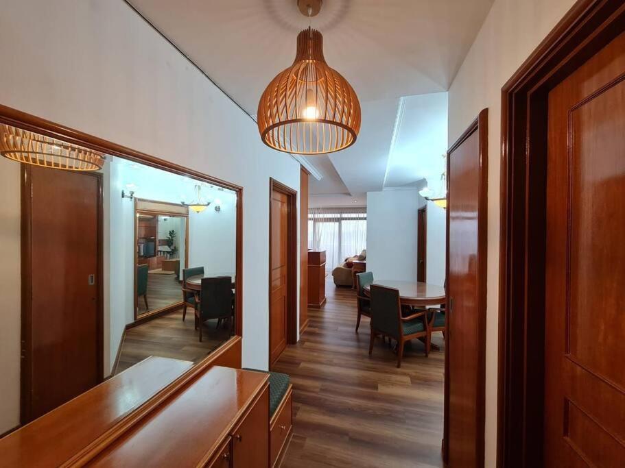 Lovely Waterfront Riverbank Suite With Pool A2 Kuching Exterior photo